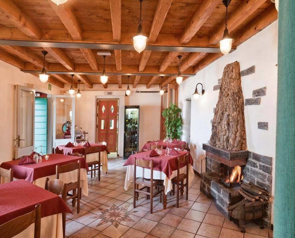 Ristorante Hotel Falchetto Brunate Eksteriør billede